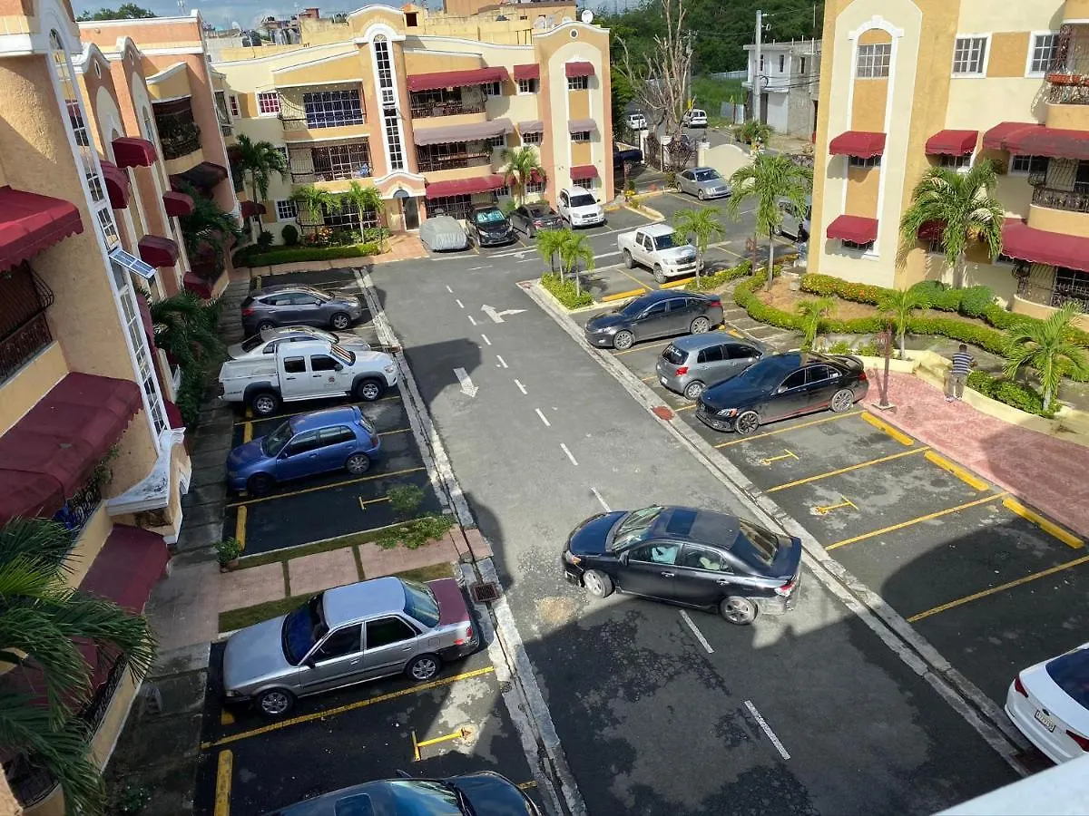 Apartment Paradise Colina: Spacious 3-Bedroom with Backup Power Santo Domingo
