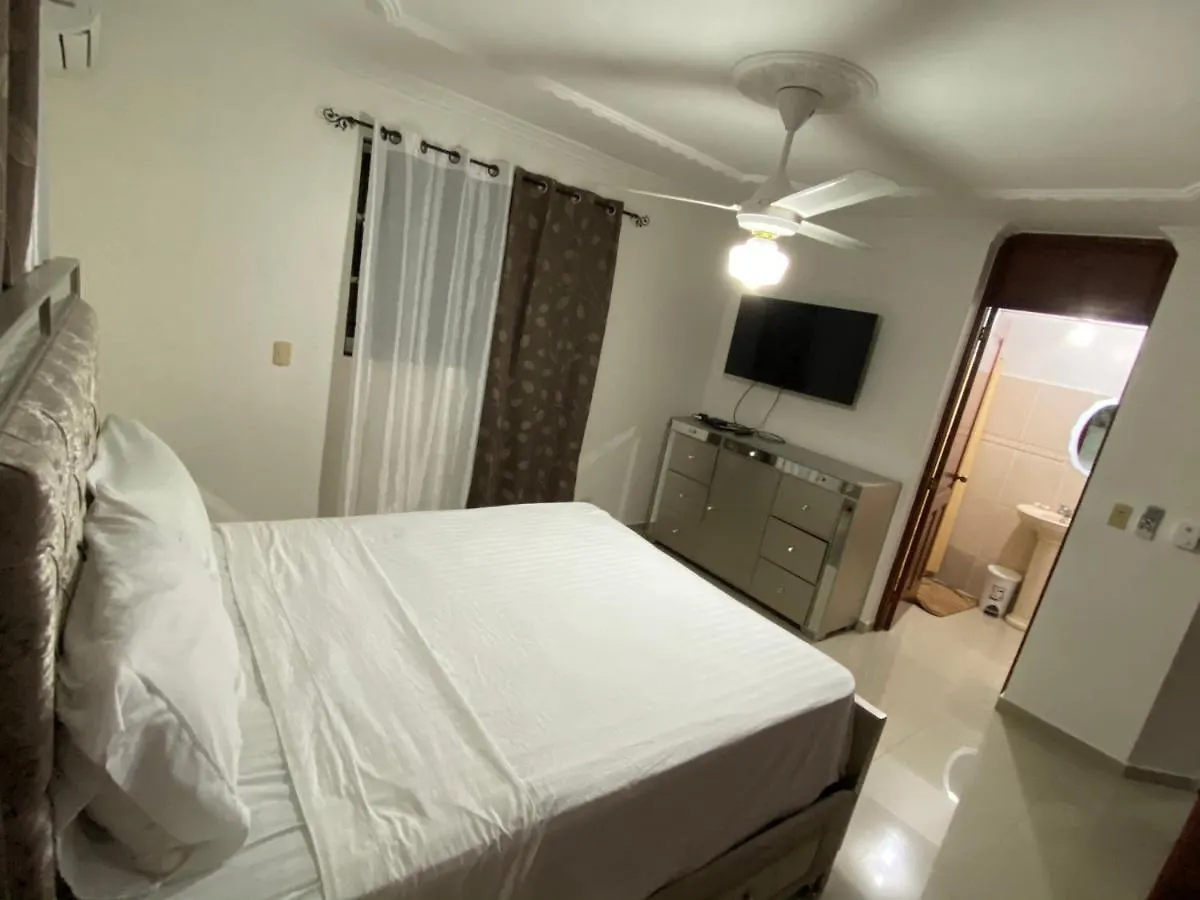 Apartment Paradise Colina: Spacious 3-Bedroom with Backup Power Santo Domingo Dominican Republic